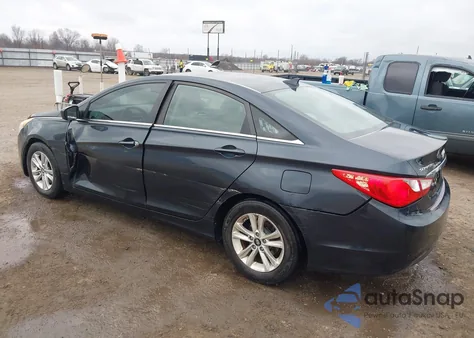 2013 Hyundai Sonata Gls z USA, uszkodzony, nr VIN 5NPEB4AC3DH605395